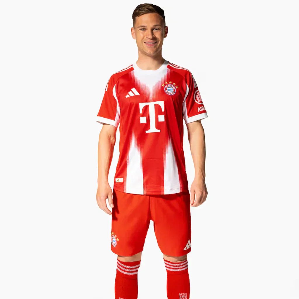 Camisola Bayern de Munique 2025/26 Casa Jogador