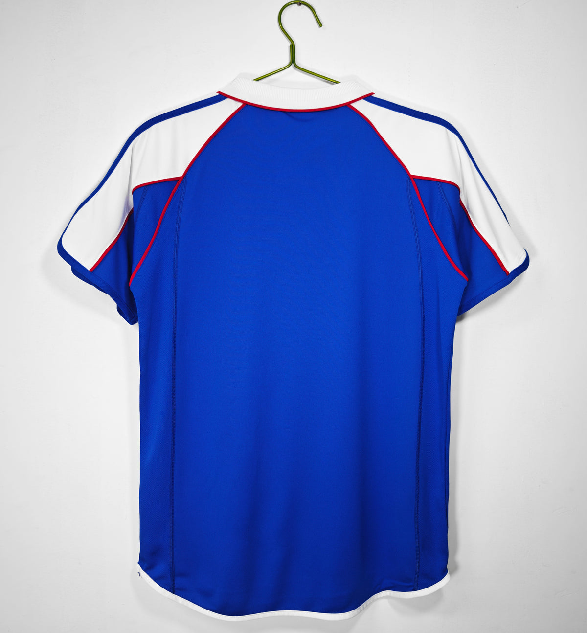 Camiseta Retro Local Japón 2000