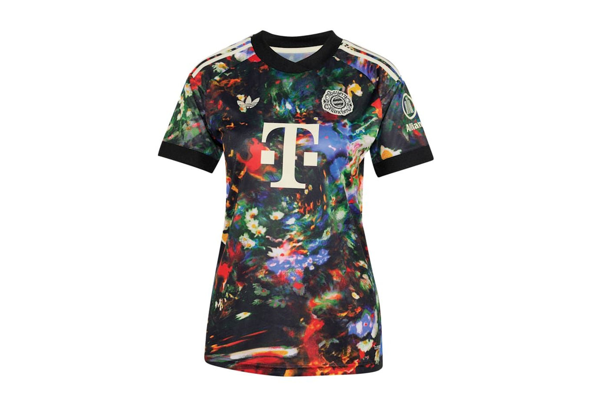 Bayern München Oktoberfest 2026 Women's Fan Jersey front