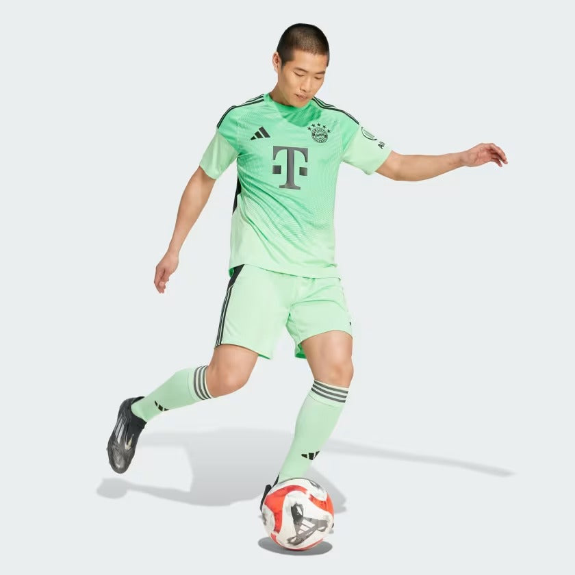 Camisola Bayern de Munique 2025/26 Goalkeeper Torcedor
