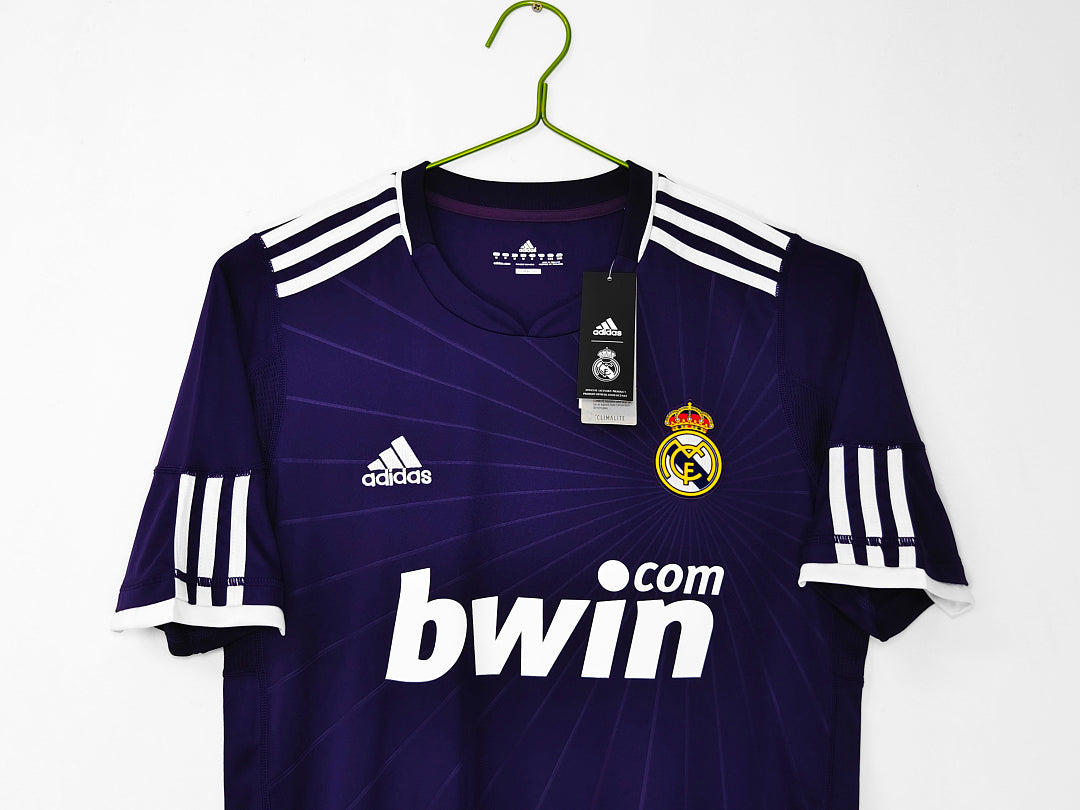 Real Madrid 2010/11 Retro Third Jersey - photo 12