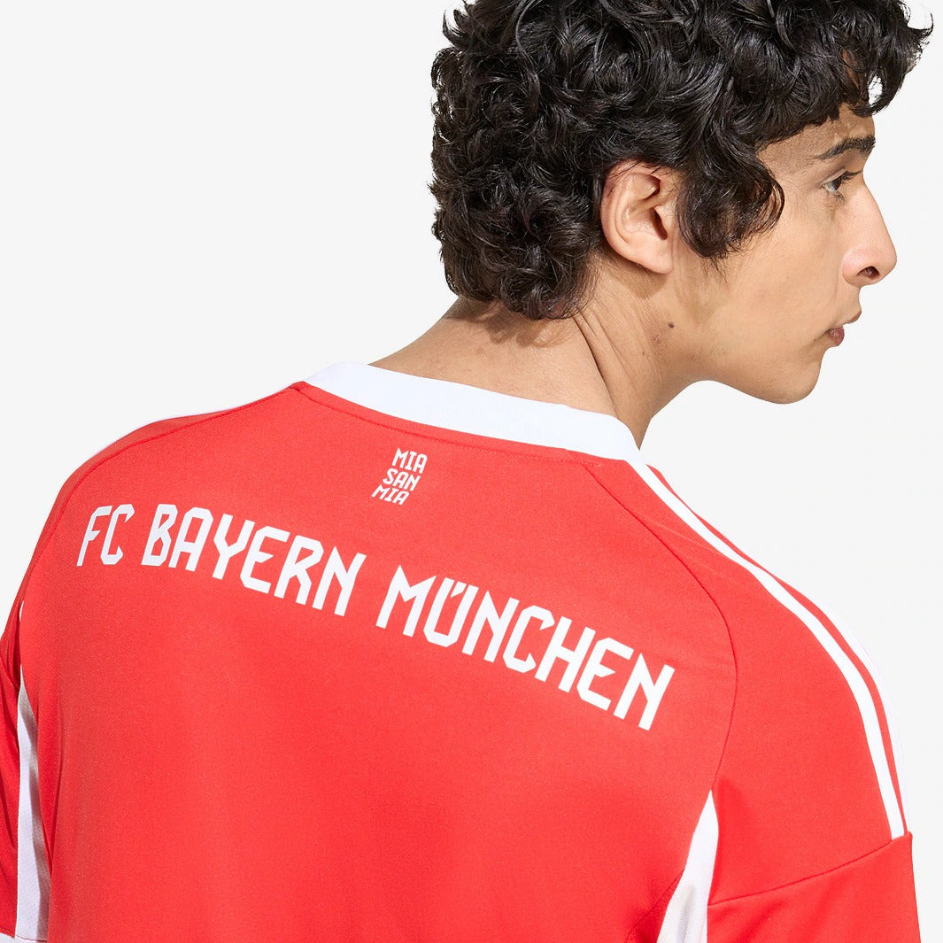Camisola Bayern de Munique 2025/26 Casa Torcedor