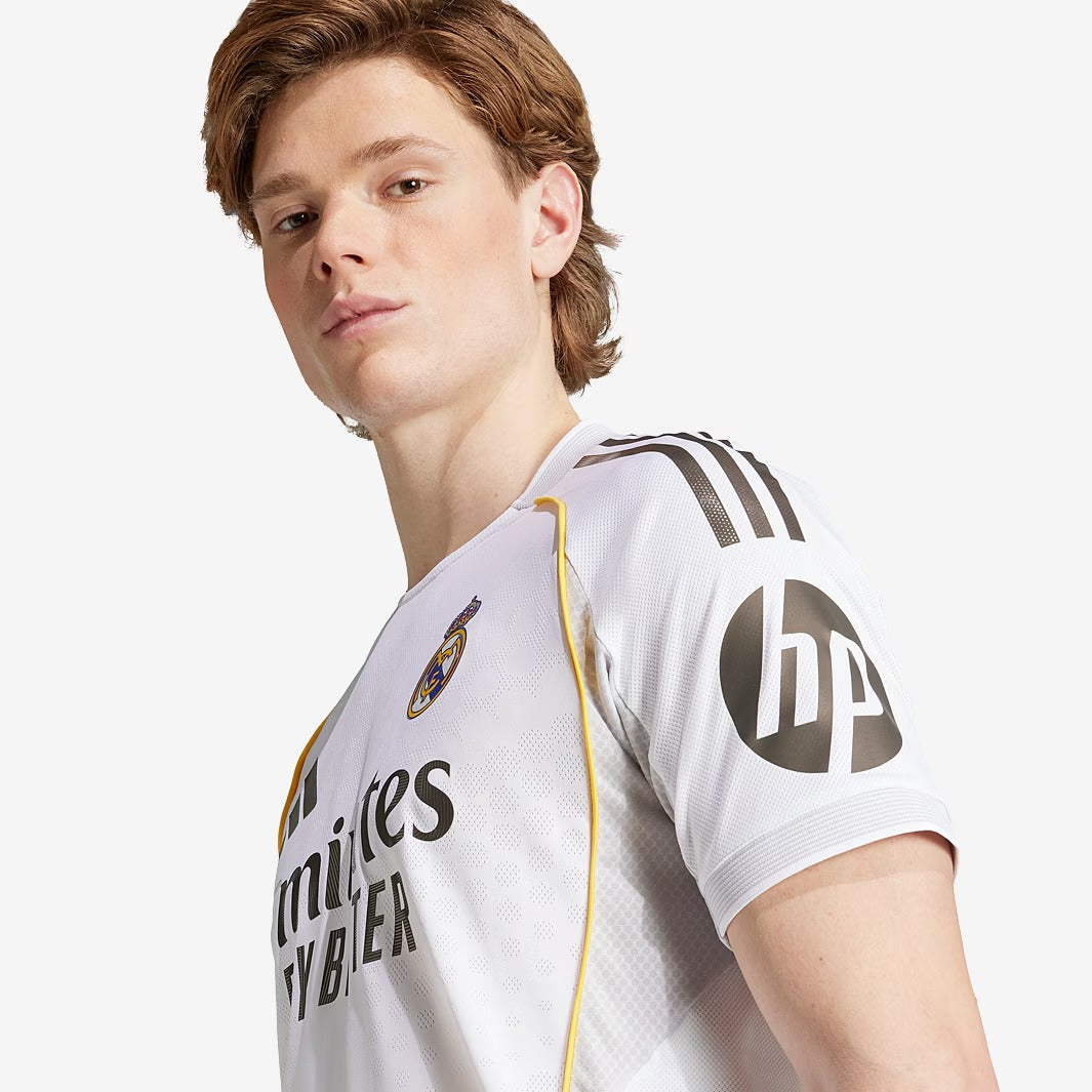 Camisola Real Madrid 2025/26 Casa Jogador