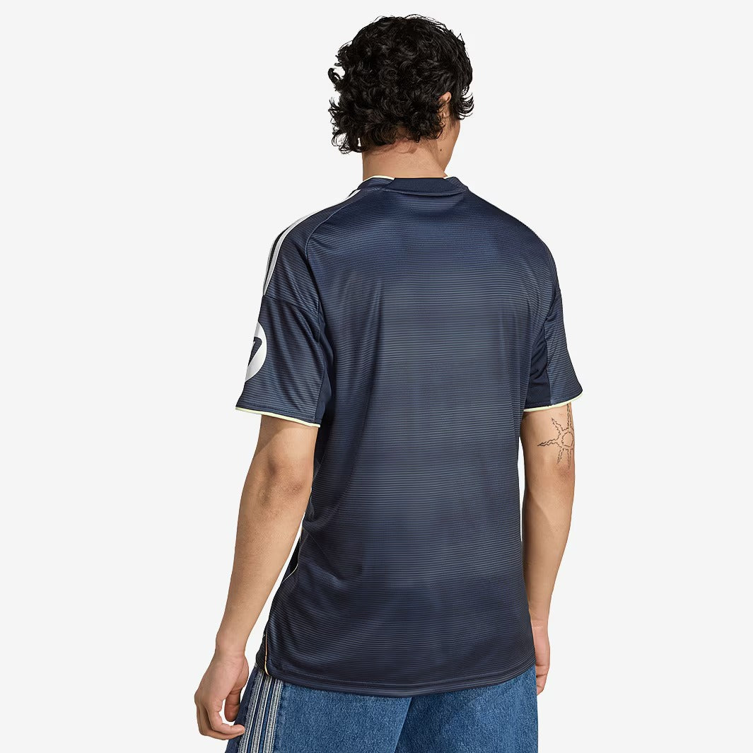 Camisola Real Madrid 2025/26 Fora Torcedor