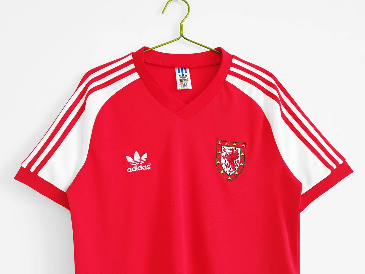 Camiseta Retro Local Gales 1982