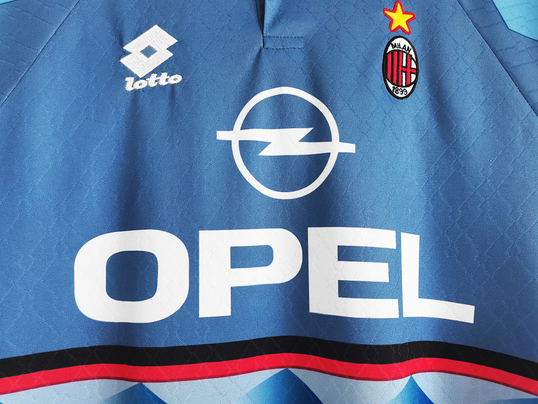 AC Milan 1995/96 Retro Fourth Jersey - photo 6