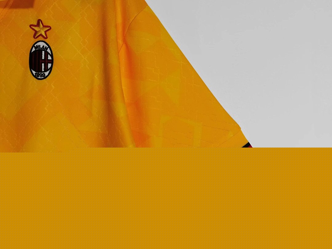 AC Milan 1995/96 Retro Third Yellow Jersey - photo 3