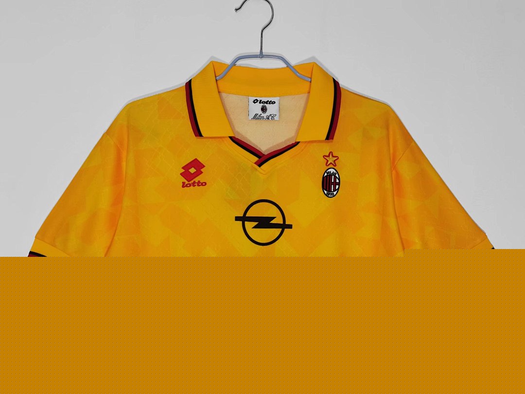 AC Milan 1995/96 Retro Third Yellow Jersey - photo 8