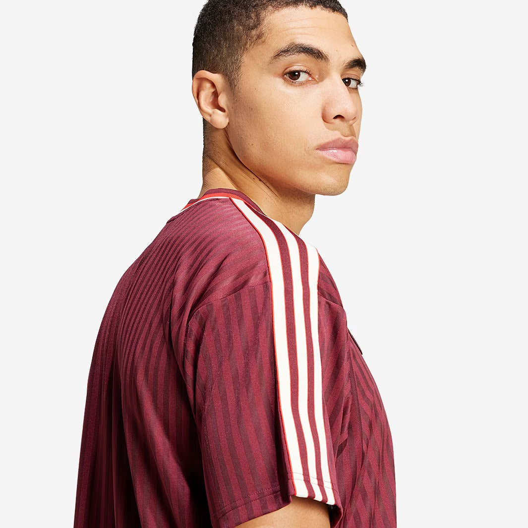 Camisola Originals Bayern de Munique 2025/26 Terrace Casacon Torcedor