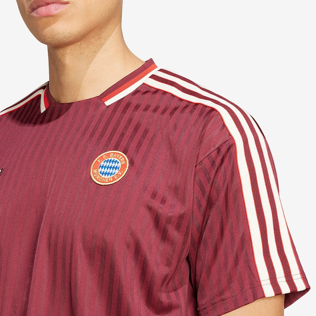 Camisola Originals Bayern de Munique 2025/26 Terrace Casacon Torcedor
