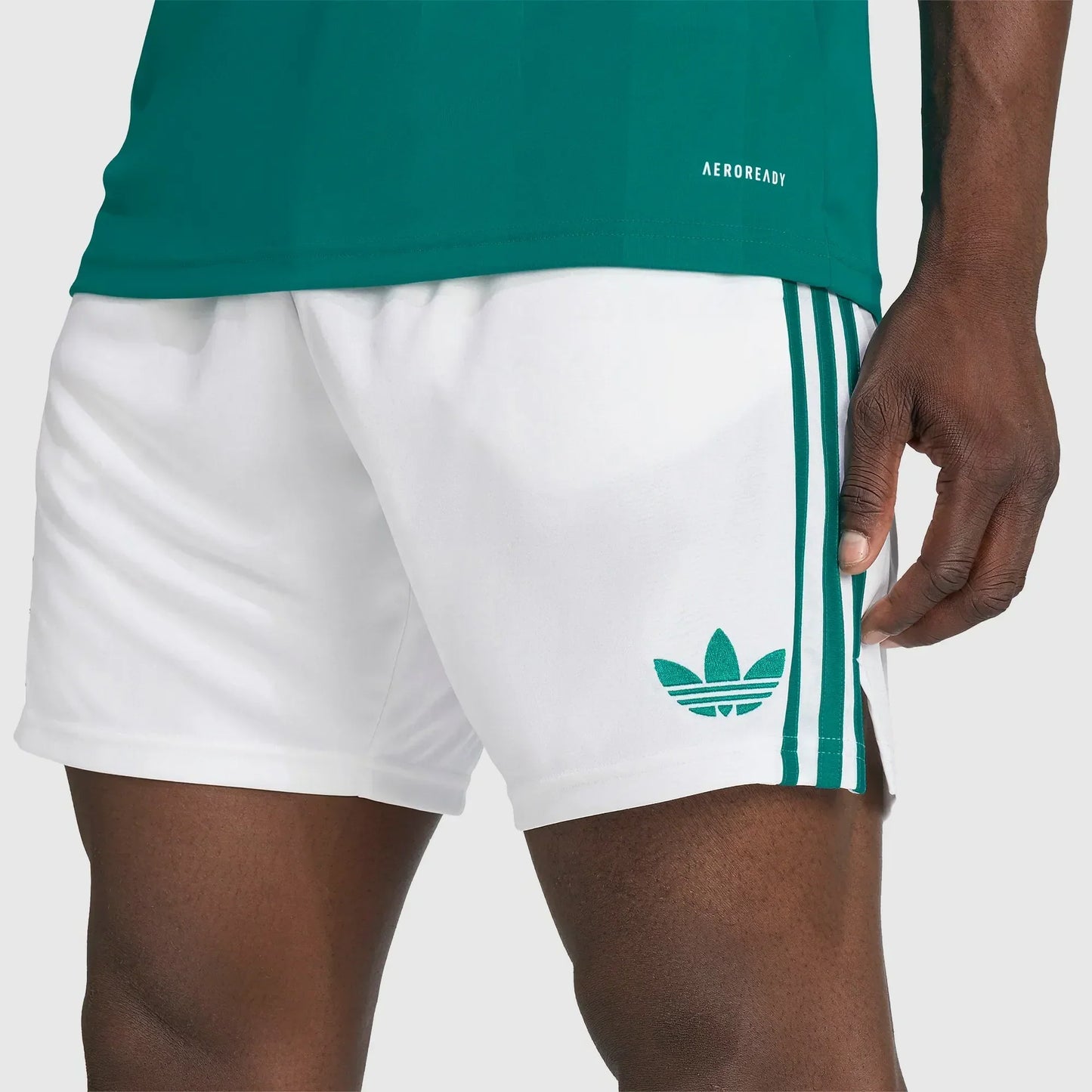 Shorts Liverpool 2025/26 Terceira Torcedor