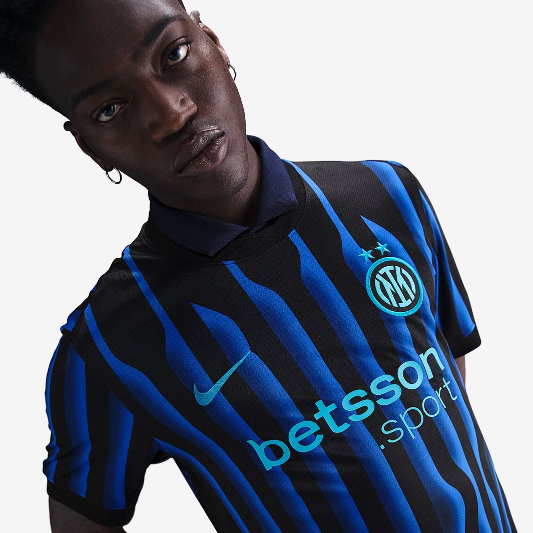 Camisola Inter Milan 2025/26 Casa Torcedor