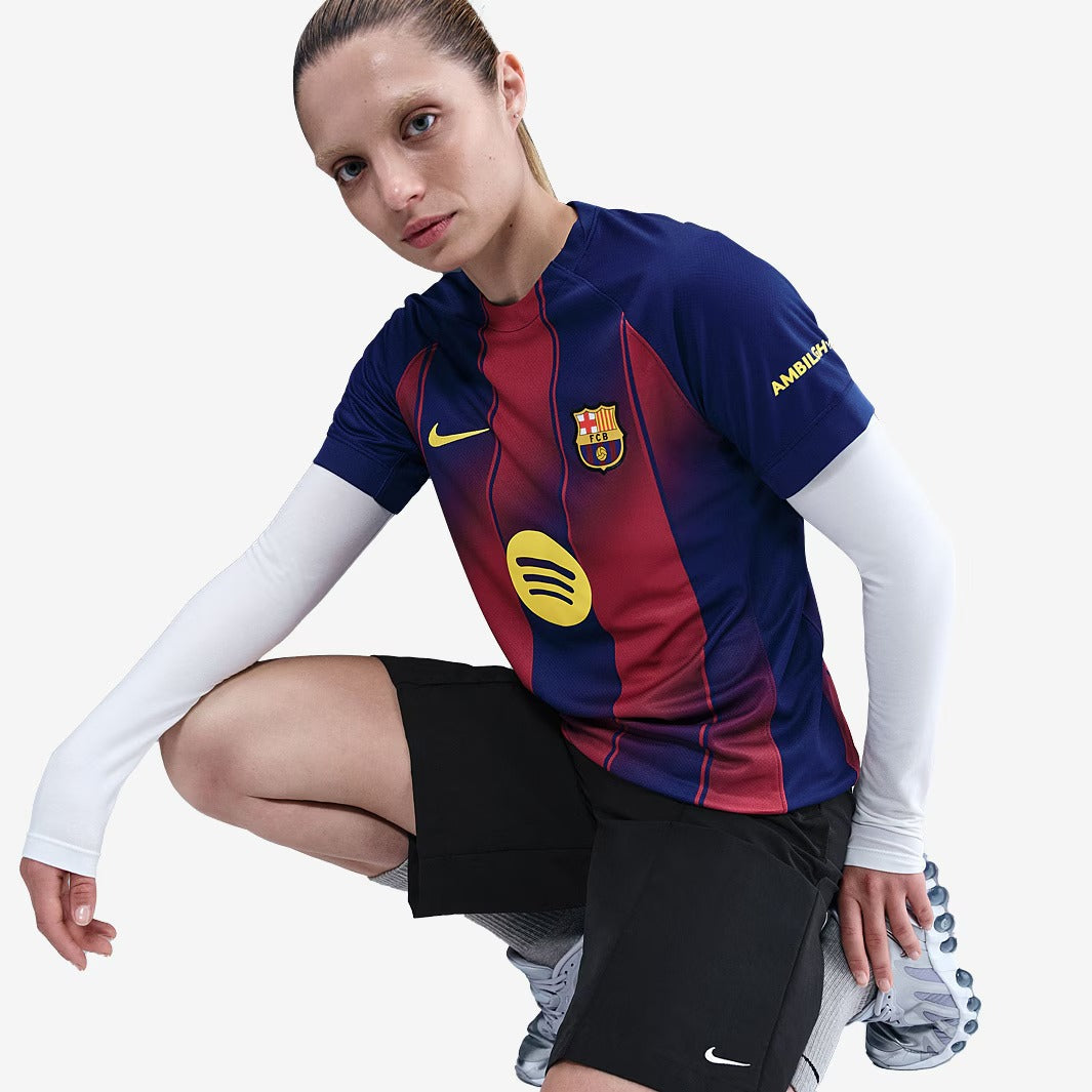 Camisola Feminina Barcelona 2025/26 Torcedor