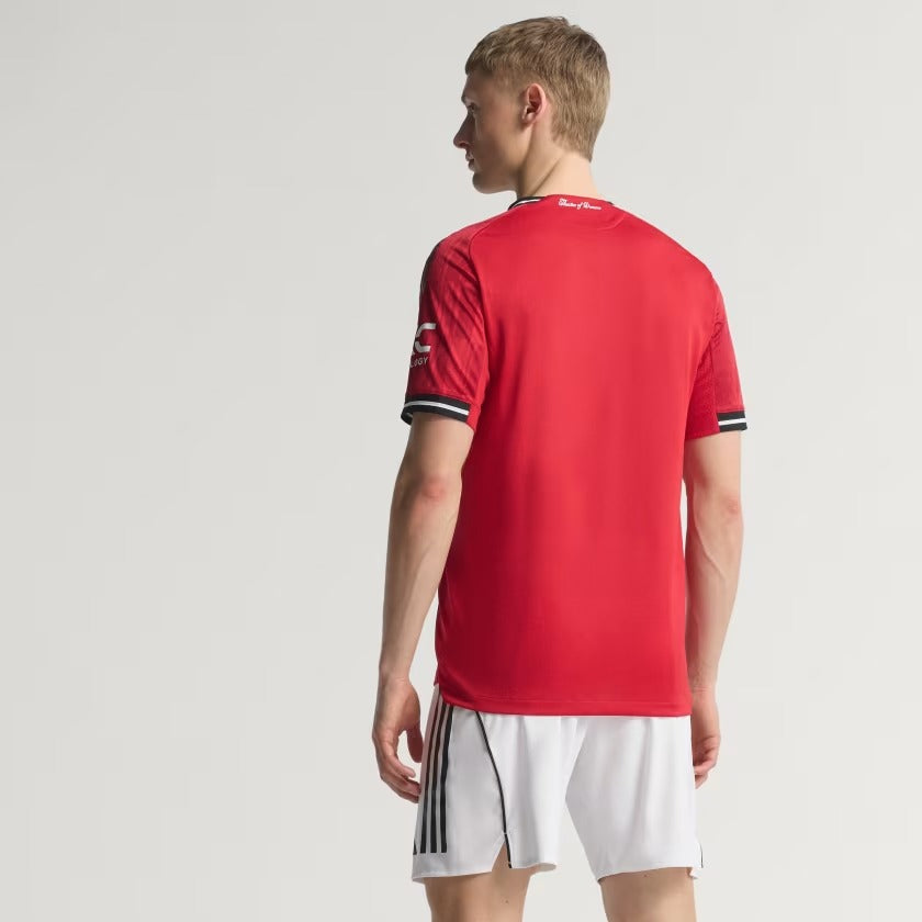 Camisola Manchester United 2025/26 Casa Jogador