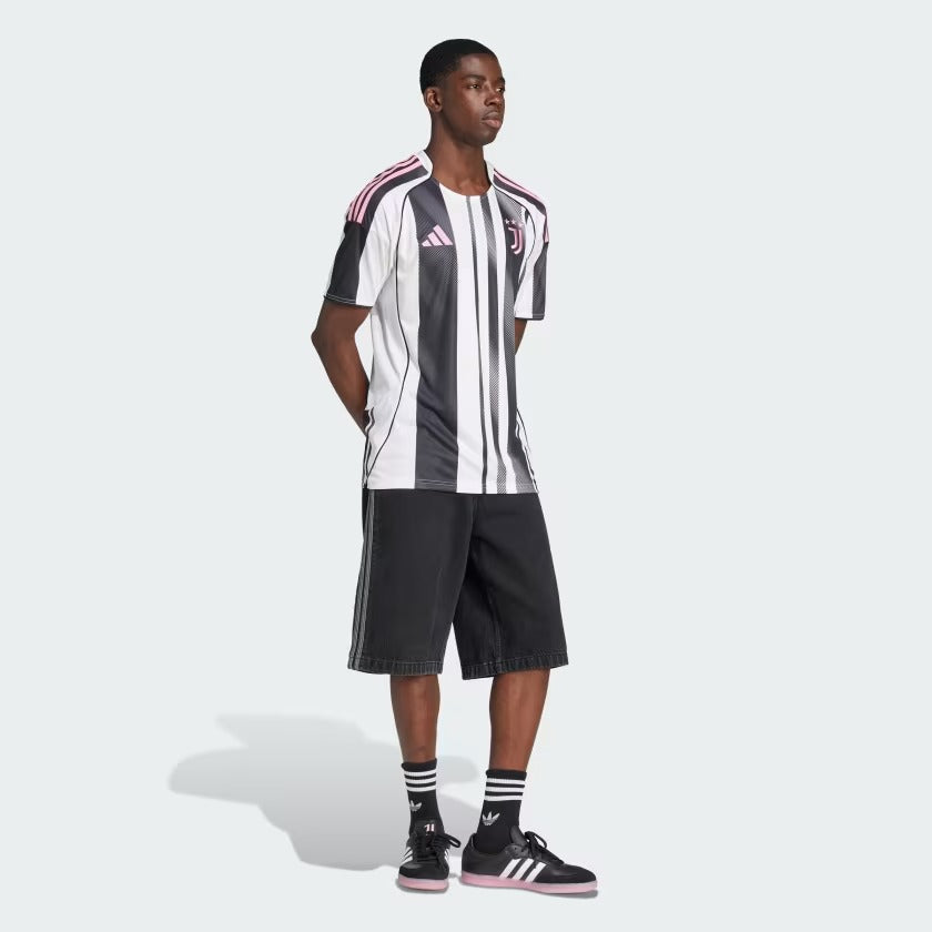 Camisola Juventus FC 2025/26 Casa