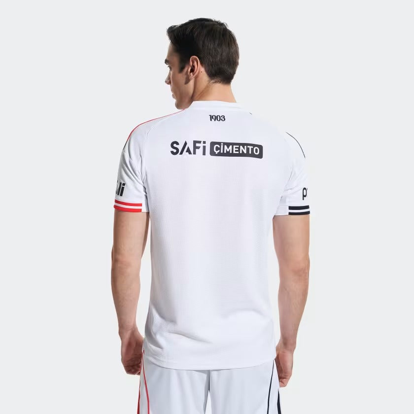Camisola Beşiktaş JK 2025/26 Casa Torcedor
