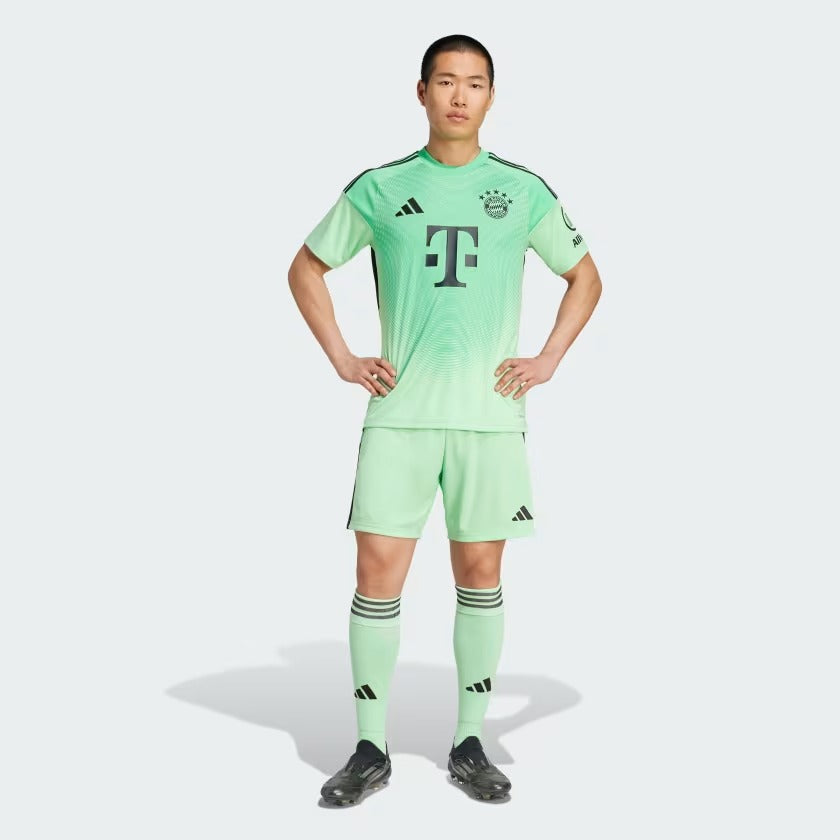 Camisola Bayern de Munique 2025/26 Goalkeeper Torcedor