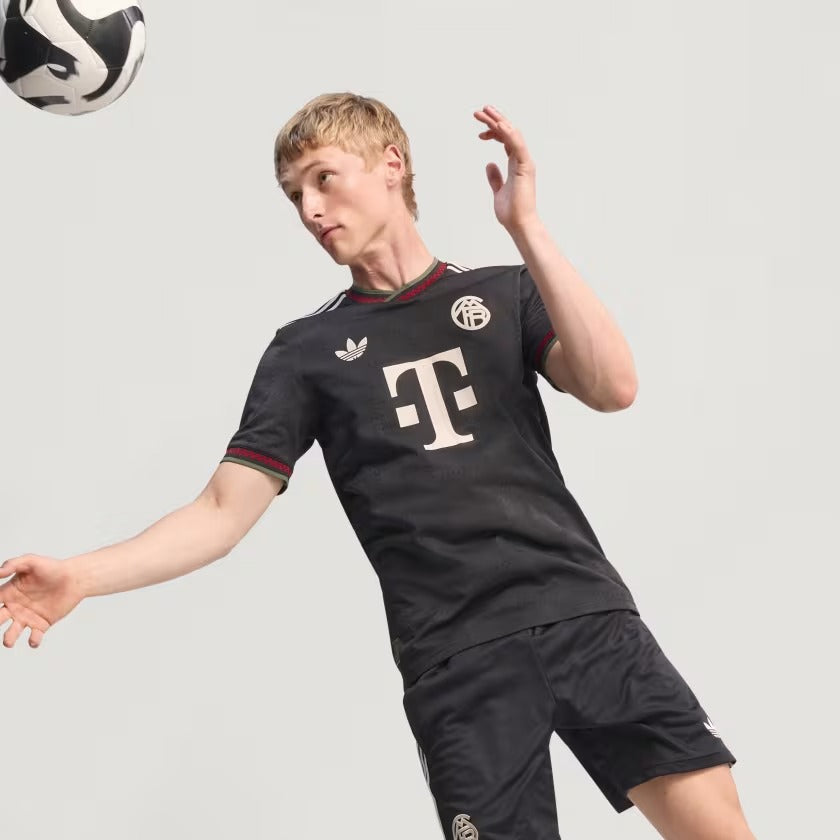 Camisola Bayern de Munique 2025/26 Terceira Jogador