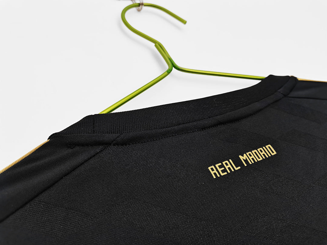 Real Madrid 2011/12 Retro Away Long-Sleeve Jersey - photo 2