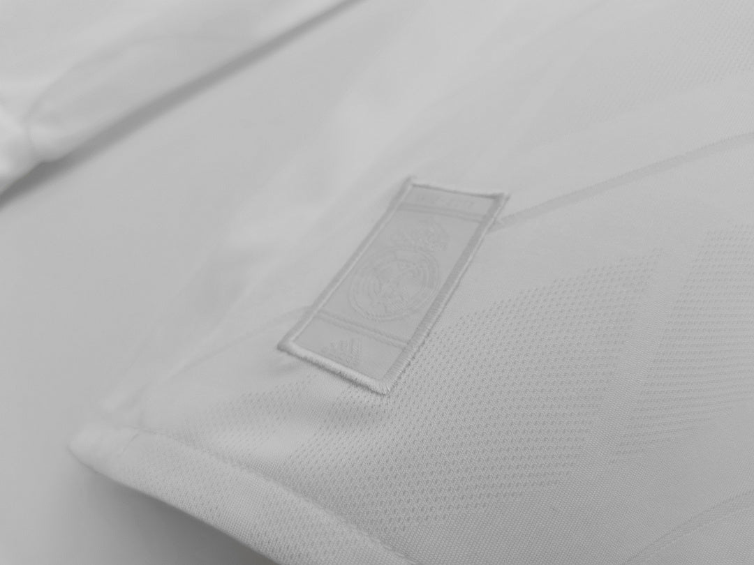 Real Madrid 2017/18 Retro Home Long-Sleeve Jersey - photo 5