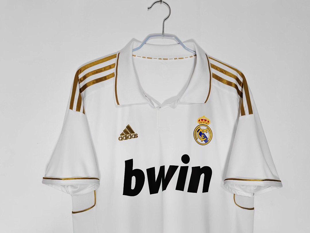 Real Madrid 2011/12 Retro Home Jersey - photo 11