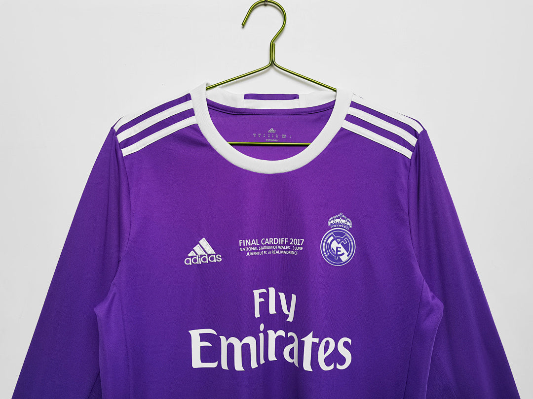 Real Madrid 2016/17 Retro Away Long-Sleeve Jersey - photo 9