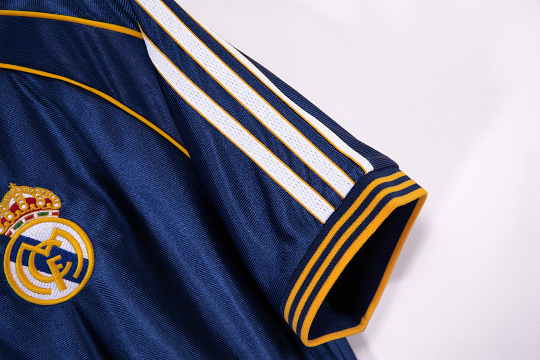 Real Madrid 1998/00 Retro Third Jersey - photo 4