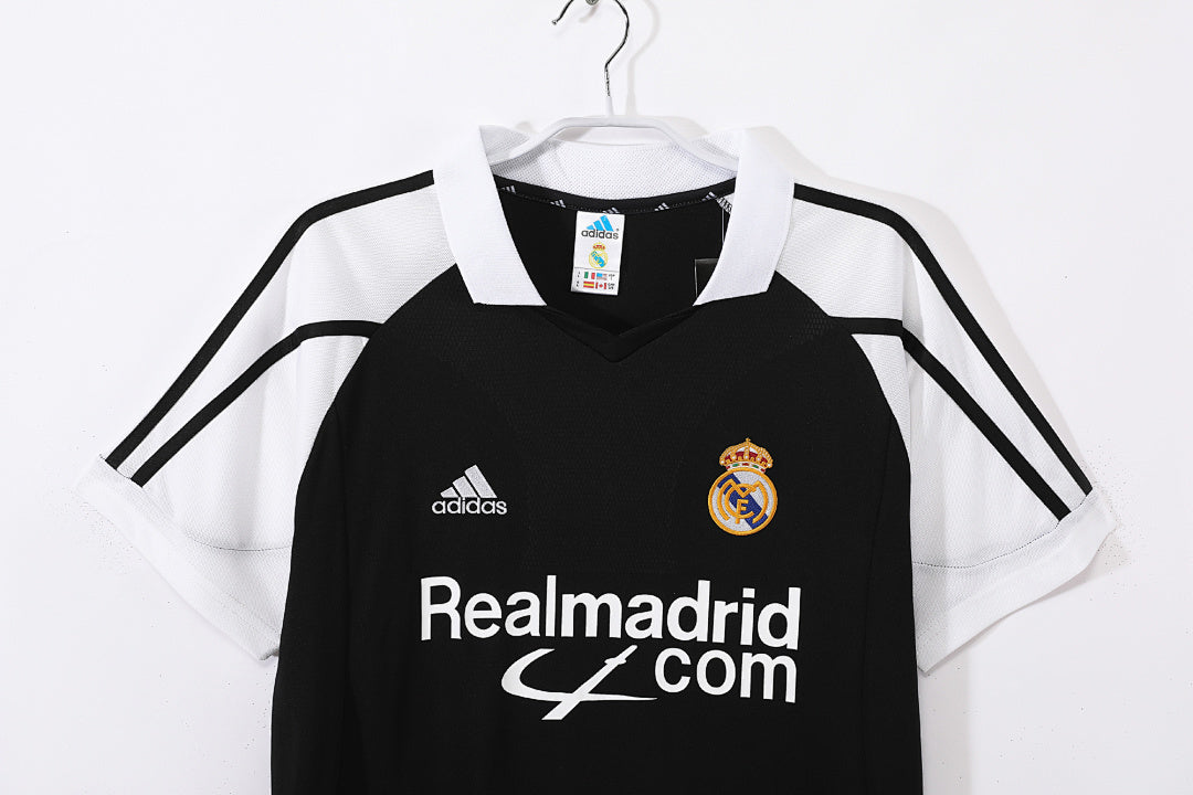 Real Madrid 2001/02 Retro Away Jersey - photo 11