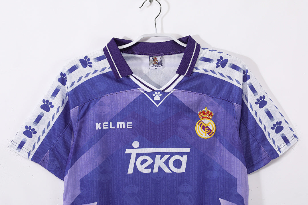 Real Madrid 1996/97 Retro Away Jersey - photo 9