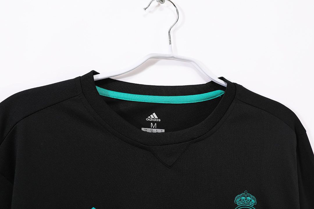 Real Madrid 2017/18 Retro Away Long-Sleeve Jersey - photo 8