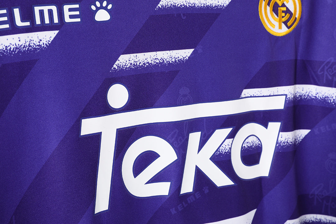 Real Madrid 1994/96 Retro Away Jersey - photo 6