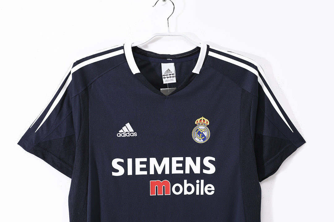 Real Madrid 2004/05 Retro Away Jersey - photo 10
