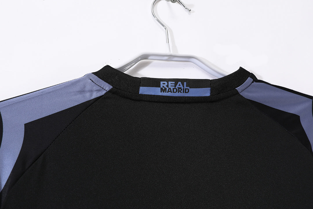 Real Madrid 2016/17 Retro Third Jersey - photo 2