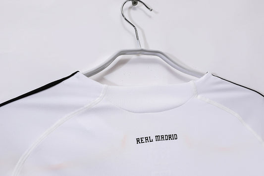 Real Madrid 2009/10 Retro Home Jersey - photo 2