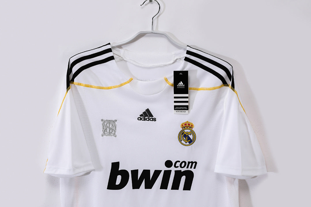Real Madrid 2009/10 Retro Home Jersey - photo 5