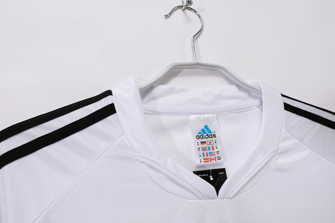 Real Madrid 2004/05 Retro Home Jersey - photo 8