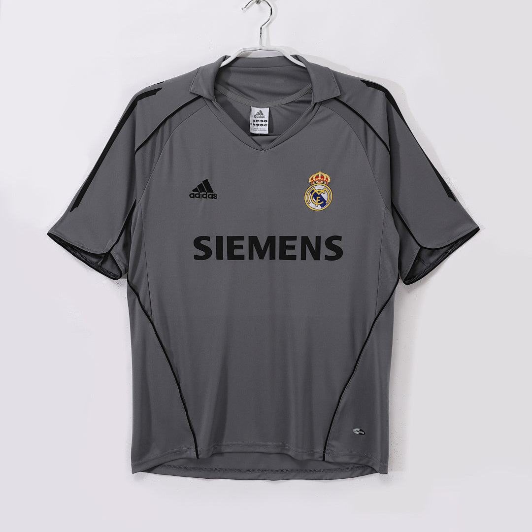 Real Madrid 2005/06 Retro Third Jersey - front