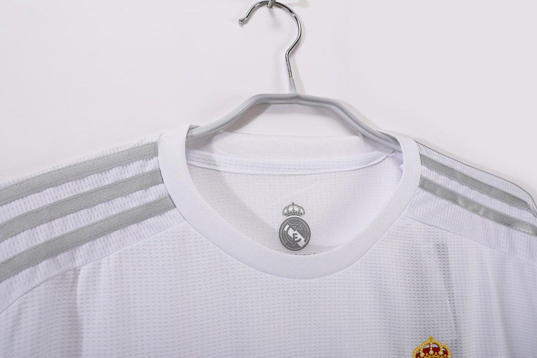 Real Madrid 2015/16 Retro Home Long-Sleeve Jersey - photo 8