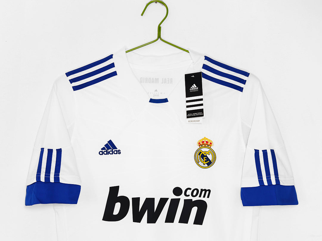Real Madrid 2010/11 Retro Home Jersey - photo 3