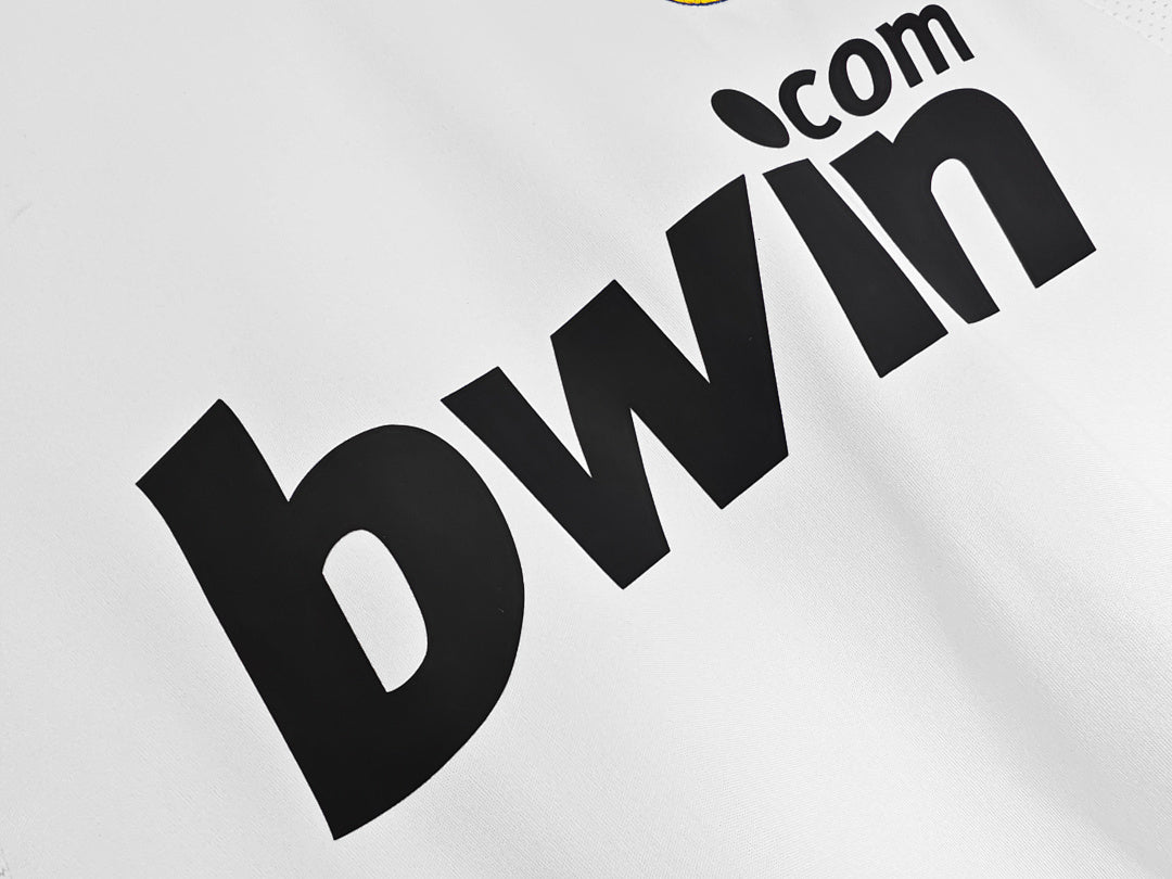 Real Madrid 2007/08 Retro Home Jersey - photo 10