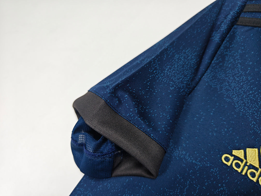 Real Madrid 2019/20 Retro Away Jersey - photo 3