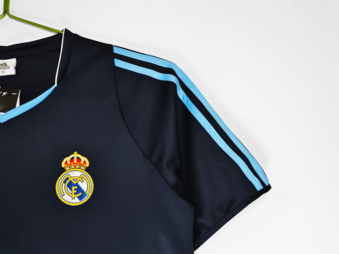 Real Madrid 2003/04 Retro Away Jersey - photo 7
