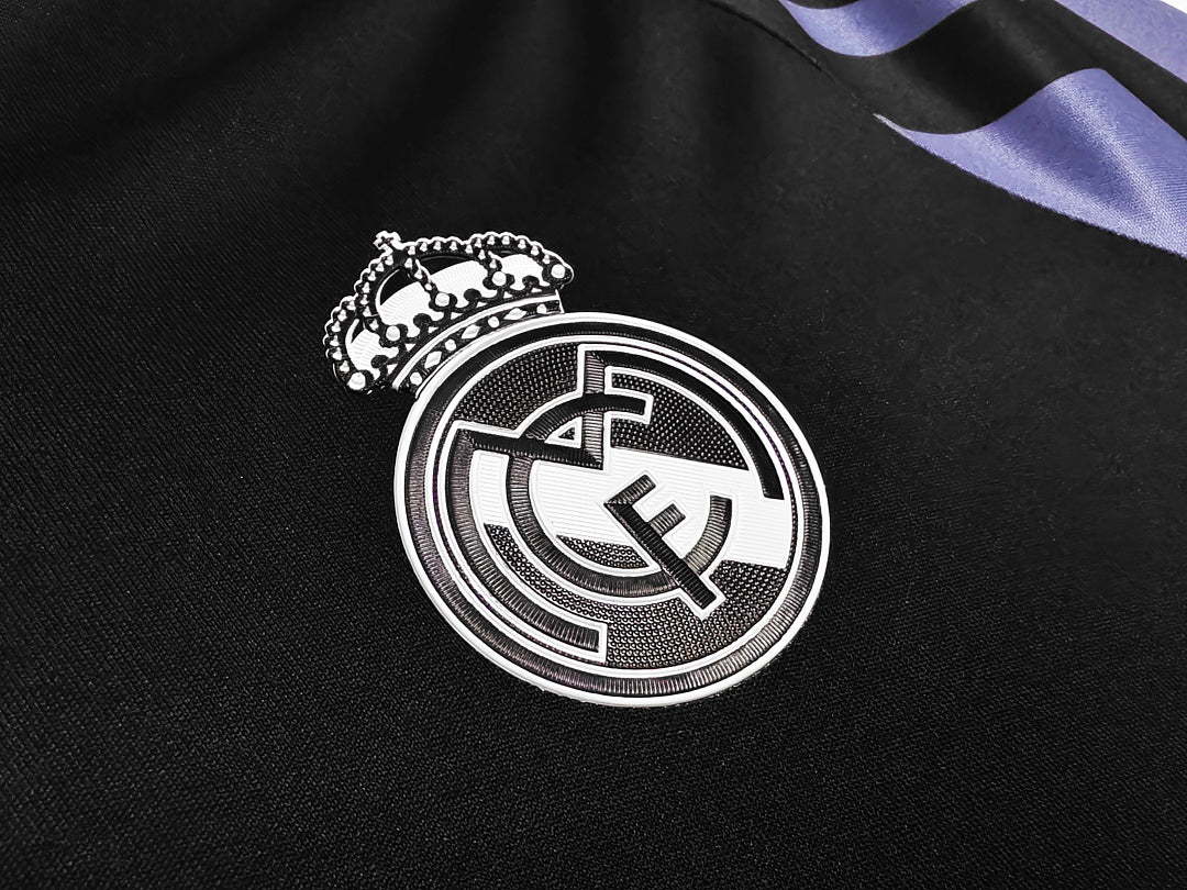 Real Madrid 2016/17 Retro Third Long-Sleeve Jersey - photo 6