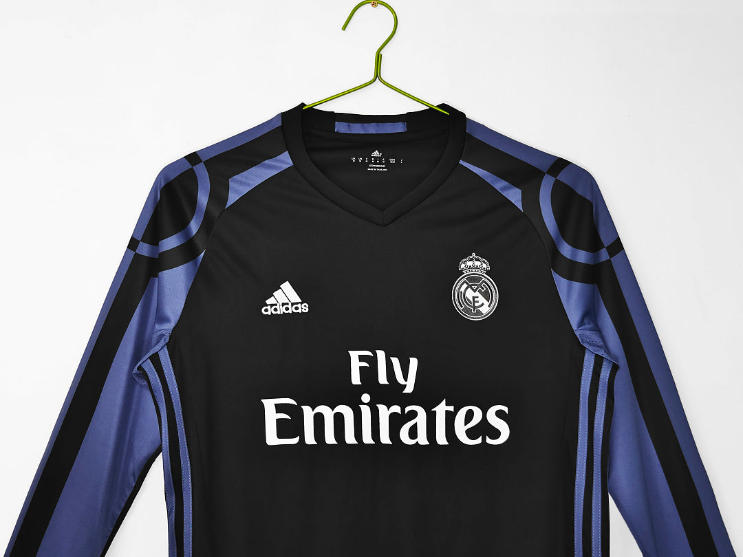 Real Madrid 2016/17 Retro Third Long-Sleeve Jersey - photo 8