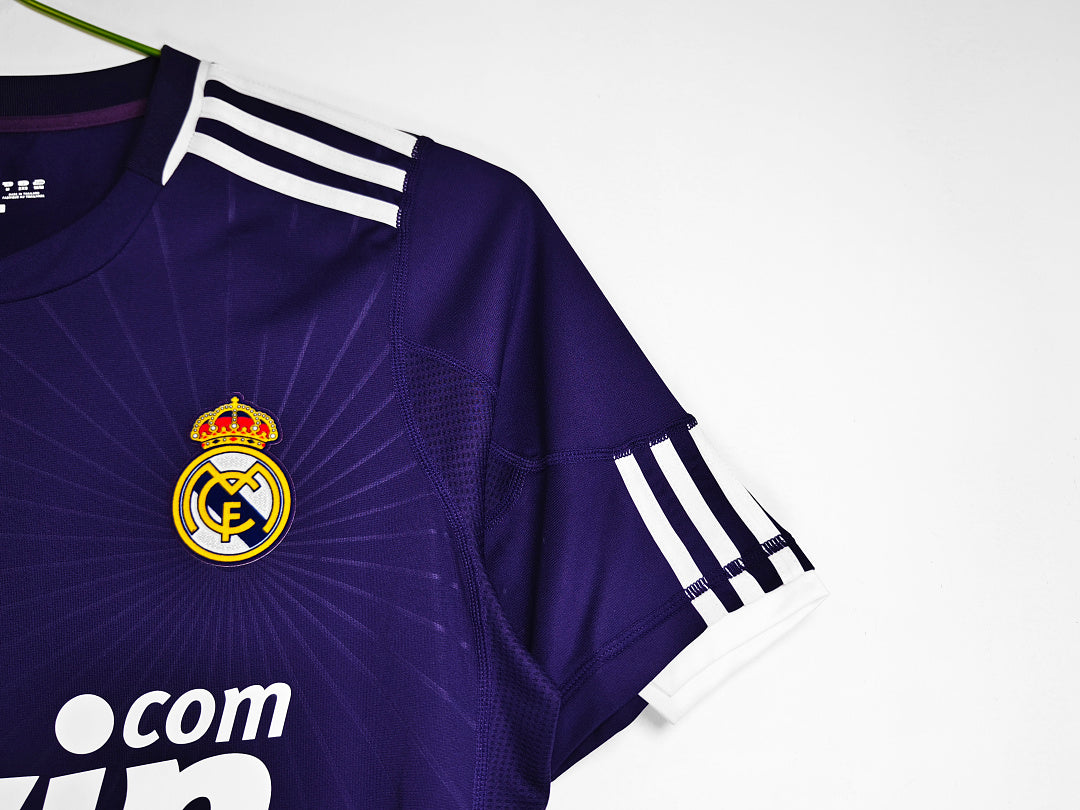 Real Madrid 2010/11 Retro Third Jersey - photo 4