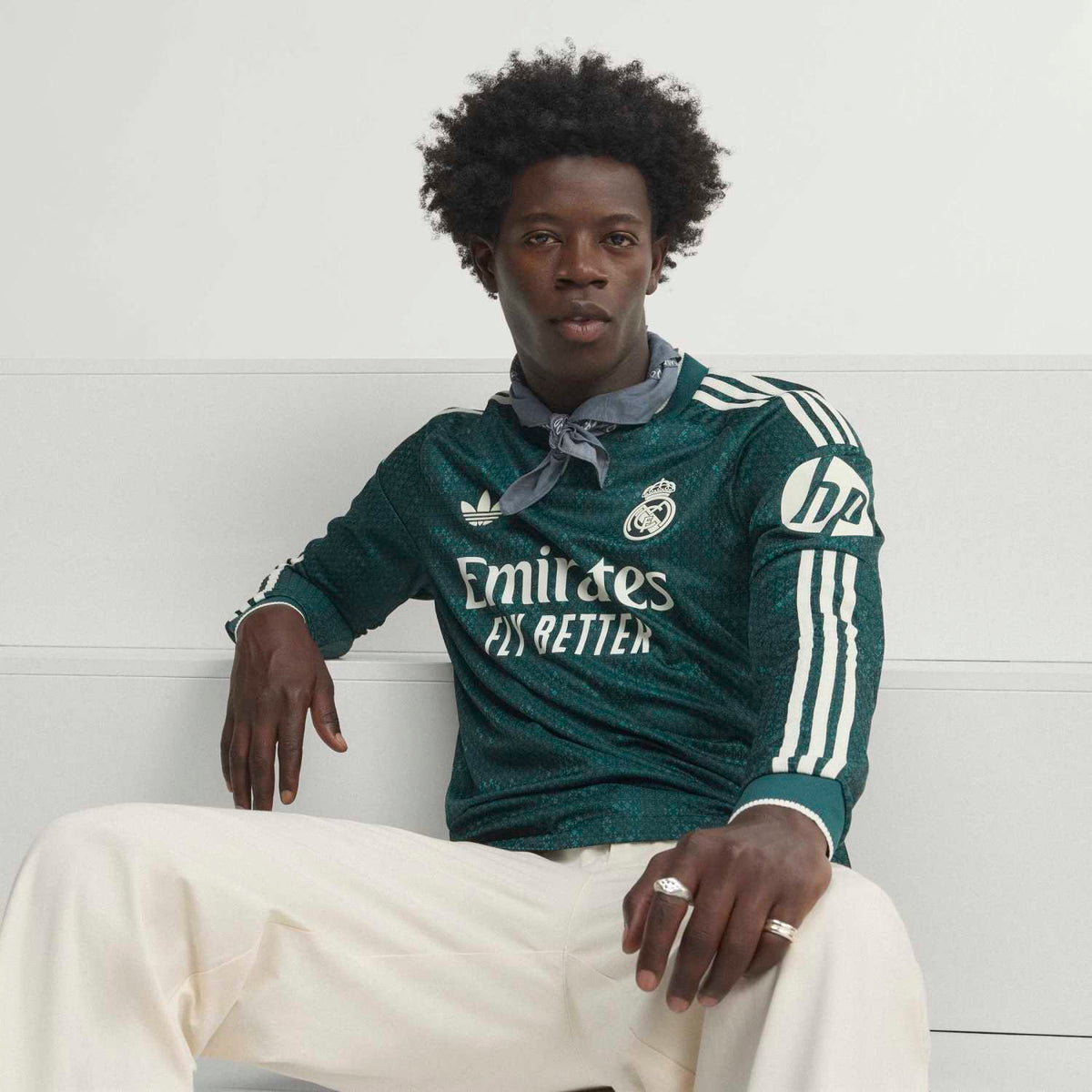 Real Madrid 2026/27 Away Authentic Long-Sleeve Jersey - photo 4