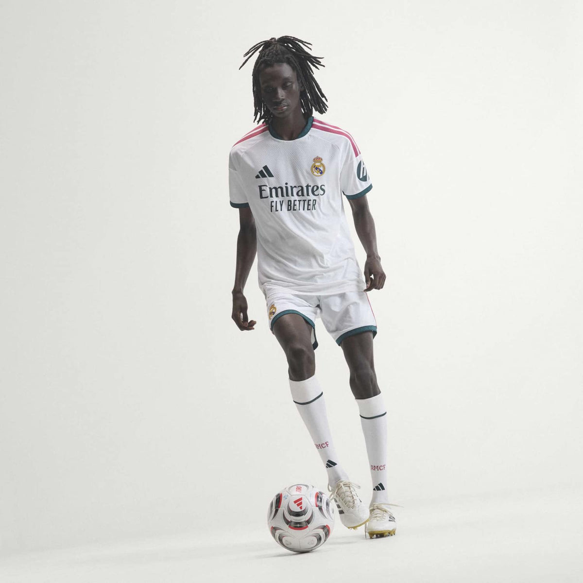 Real Madrid 2026/27 Home Authentic Jersey - photo 8