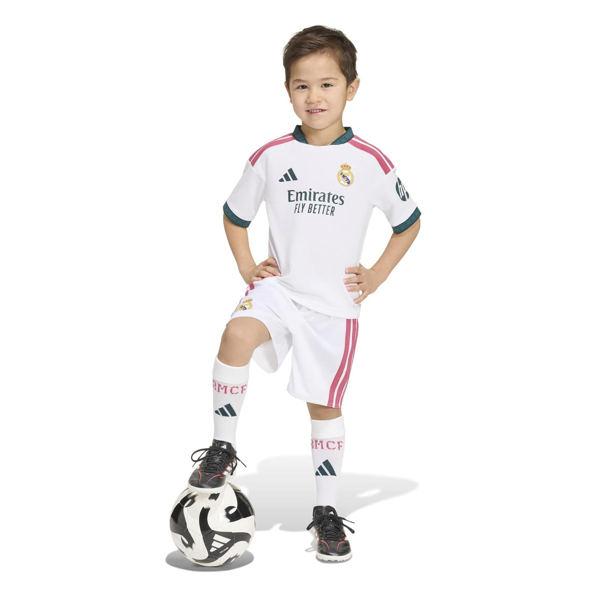 Real Madrid 2026/27 Home Infant Kit - photo 7