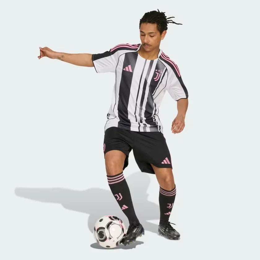 Shorts Juventus 2025/26 Casa Torcedor