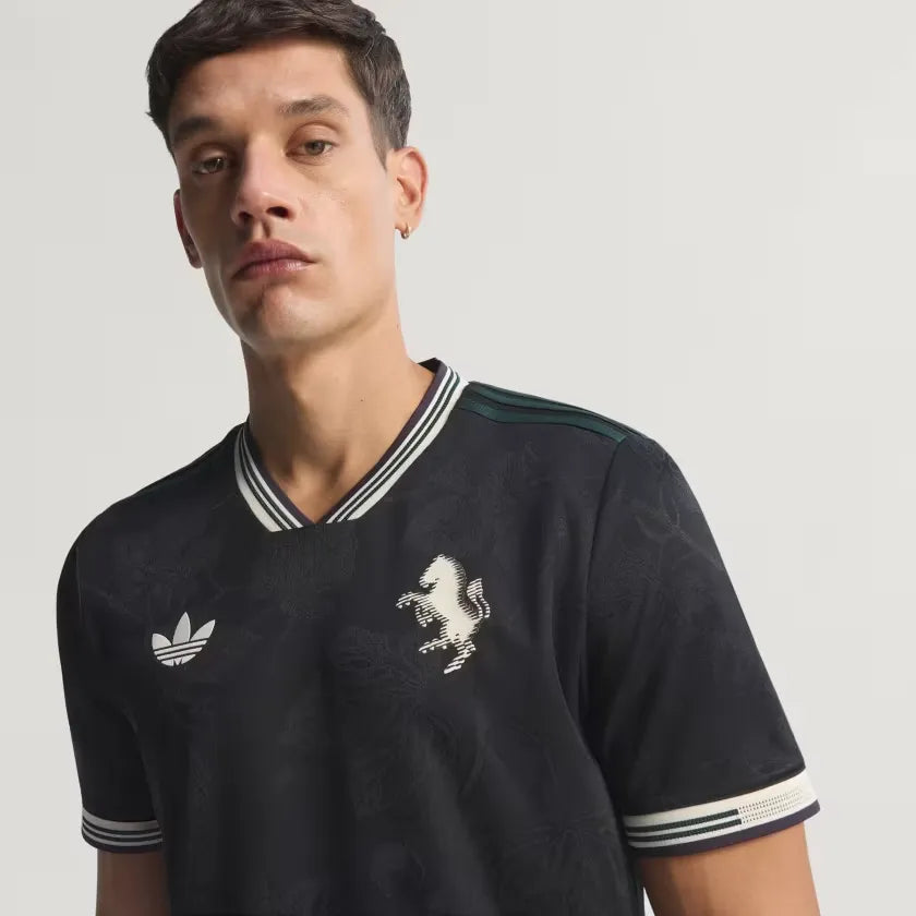 Camisola Juventus FC 2025/26 Terceira Jogador